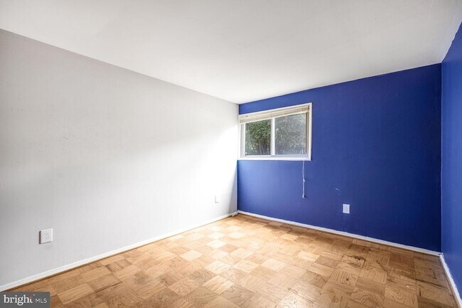 Building Photo - 7316 Donnell Pl