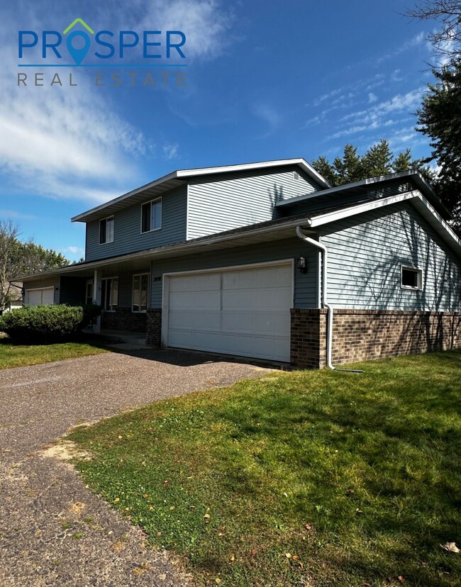 Building Photo - South Eau Claire Living Without Compromise