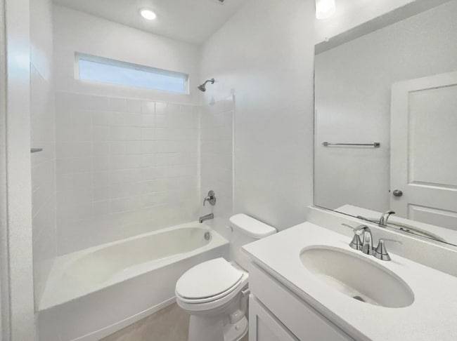 Building Photo - 12153 Alamosa Dr