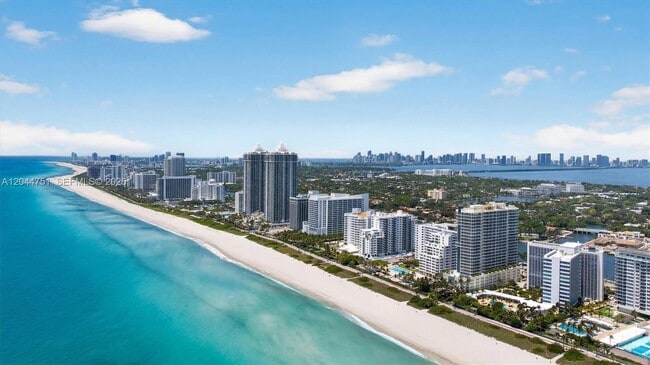 Building Photo - 5025 Collins Ave