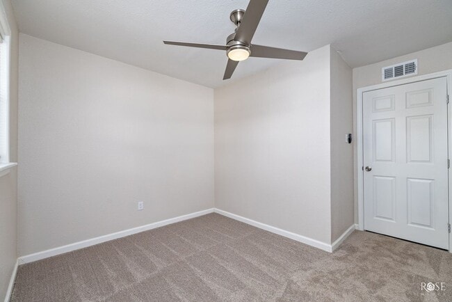 Building Photo - NOW AVAILABLE - 3 Bedroom Home in College ...