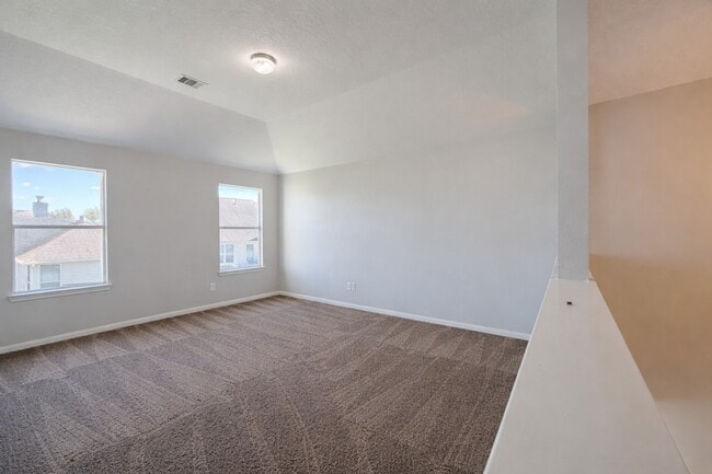 Building Photo - 3922 Coral Shadows Dr