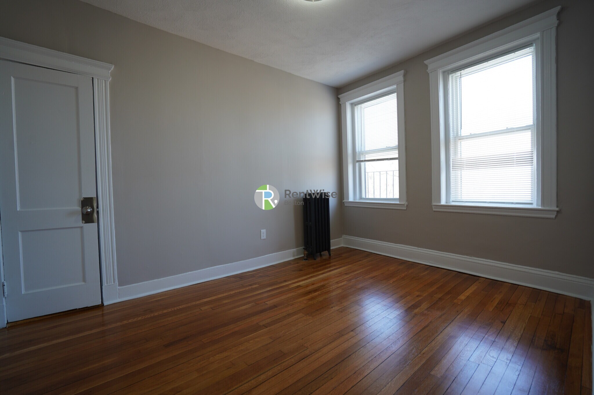 Building Photo - 79 Gordon St