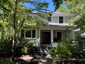 Building Photo - 4 Bedroom House Near Downtown Eugene