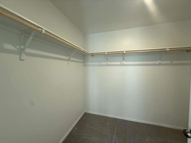 Building Photo - 205 Herald Dr