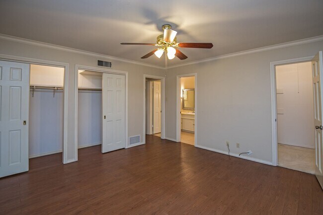 Building Photo - Colony Park Dr 3712/3714