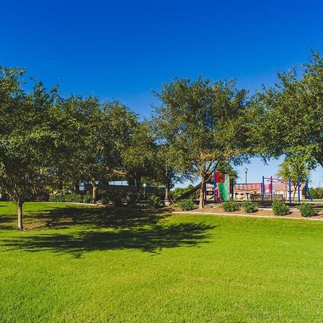 Building Photo - High-End, FULLY FURNISHED, Gated Community...