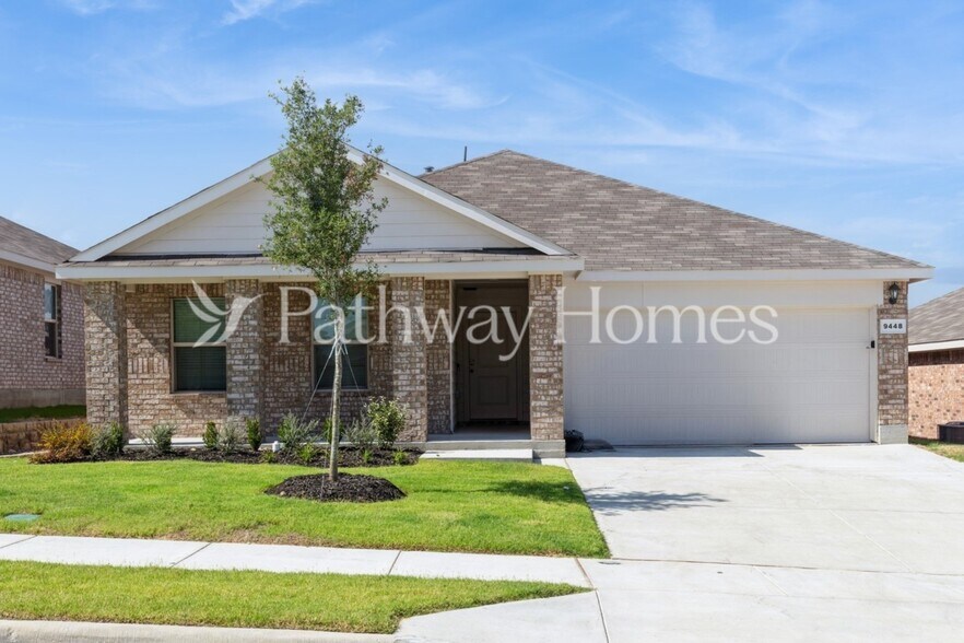 Building Photo - 9448 Golden Tree Ave