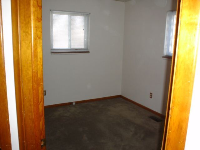 Building Photo - 1 br, 1 bath 4plex - 732 W Lincoln Ave 734...
