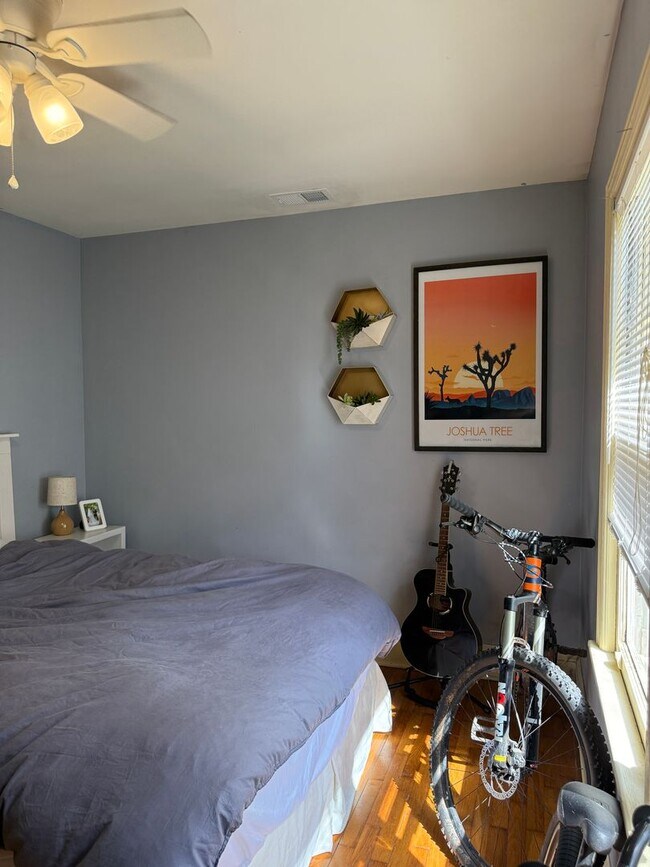 Building Photo - 207 Gran Ellen