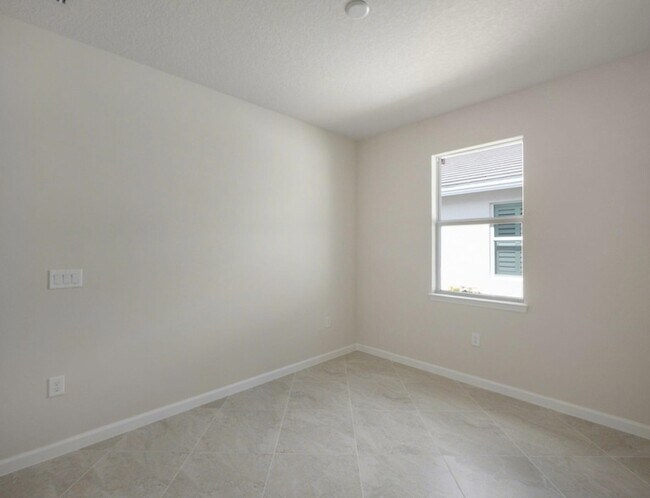 Building Photo - 14172 SW Incarnadine Ln