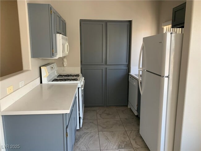 Building Photo - 1510 Ruby Cliffs Ln