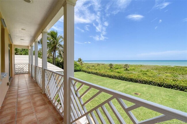 Building Photo - 485 S Beach Rd