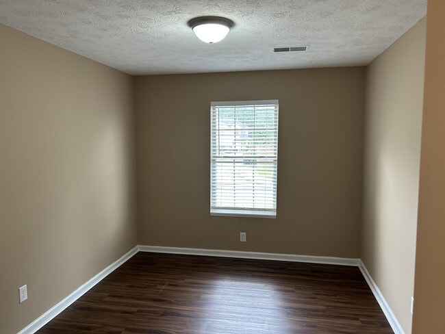 Building Photo - 772 Orlean Cir