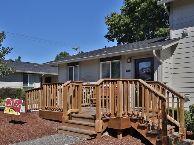 Building Photo - 7246 SW Garden Home Rd