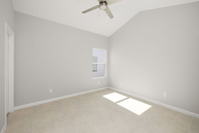 Building Photo - 2600 Brownjay Rd