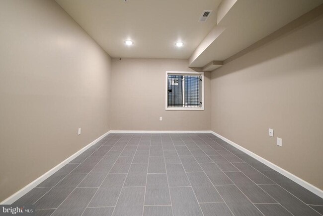 Building Photo - 1808 Willington St