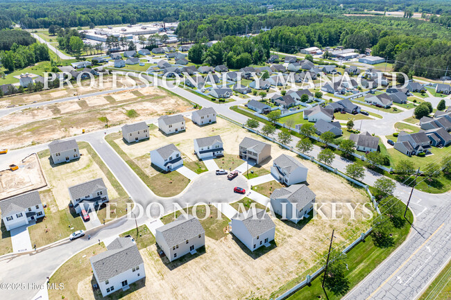 Building Photo - 108 Ferry Ct
