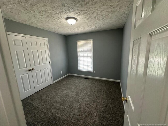 Building Photo - 3521 Harrisburg Dr