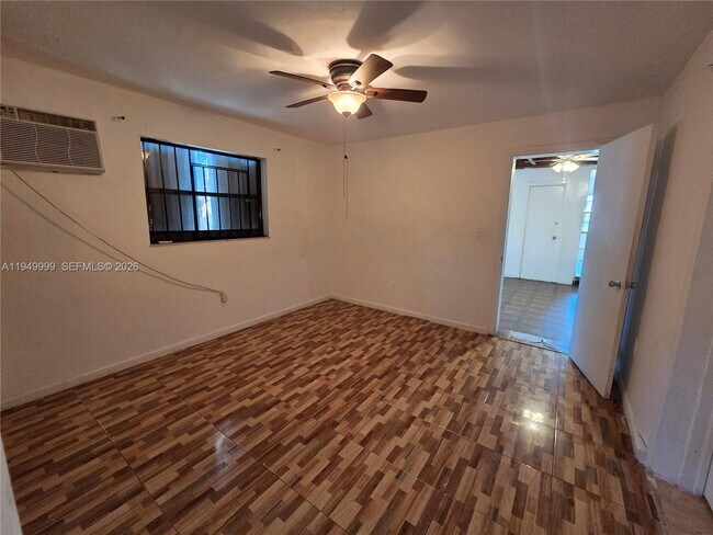 Building Photo - 576 NW 147th St