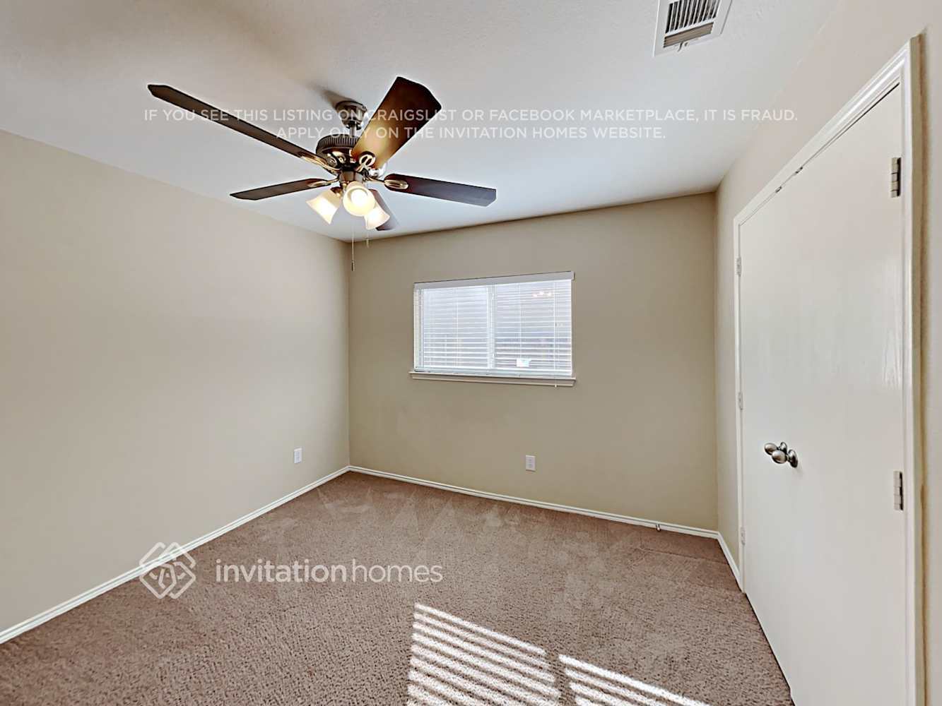 Building Photo - 1852 Village Park Trail