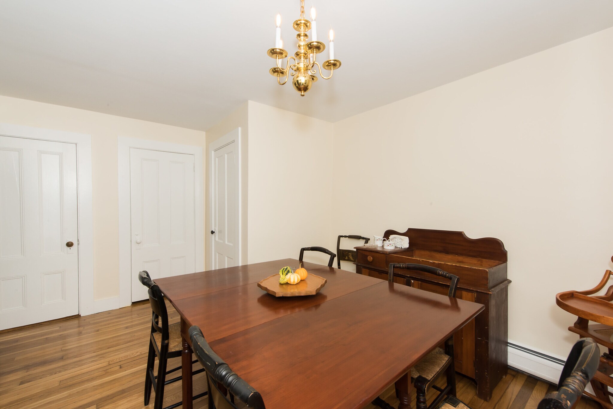 Building Photo - 69 Dennett St