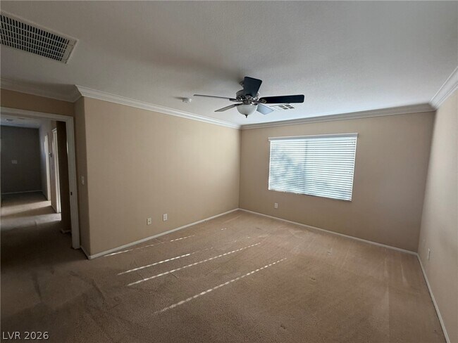 Building Photo - 10526 Cliff Lake St