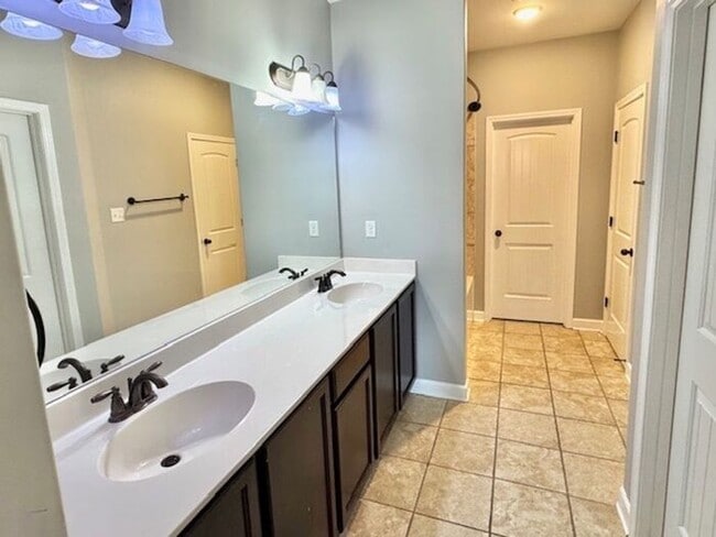Building Photo - Open House Wednesday, May 2, 2025 1 PM to PM