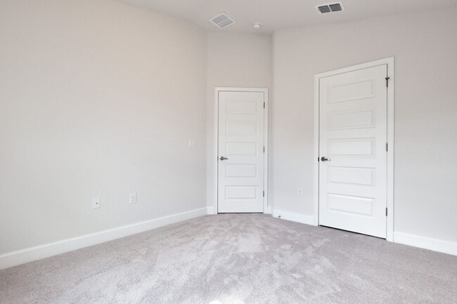 Building Photo - 15975 NW 123rd Ave
