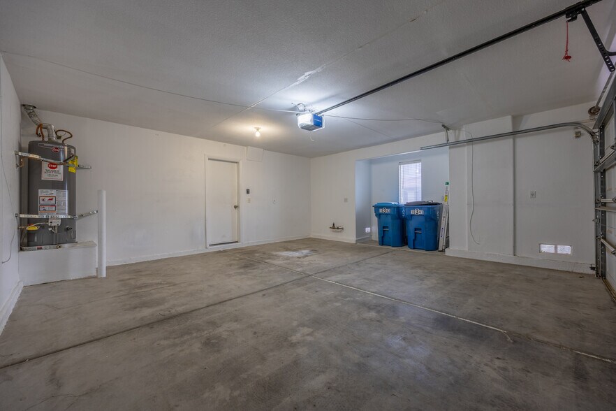 Building Photo - 10343 Keystone Pastures St