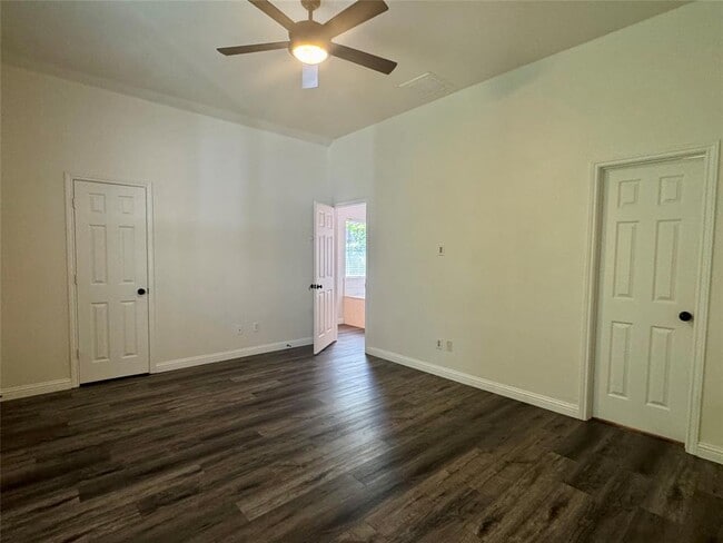 Building Photo - 5615 Taylorcrest Dr