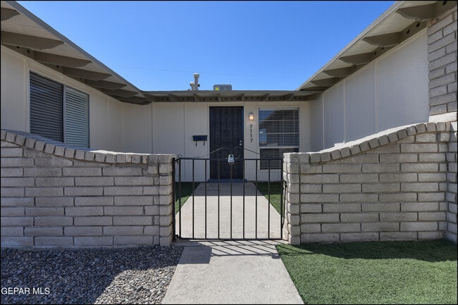 Building Photo - 7117 Alto Rey Ave