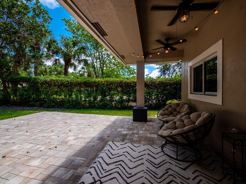 Building Photo - 6673 Eagle Ridge Dr