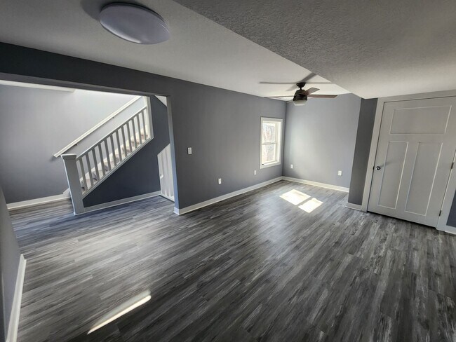 Building Photo - 2406 Woodland Ave