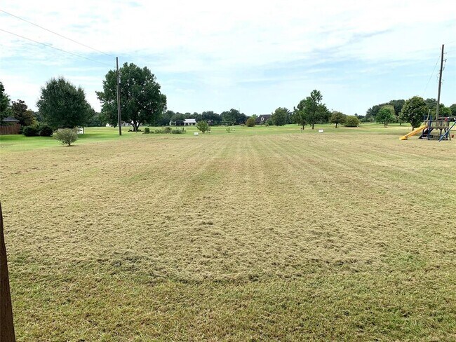 Building Photo - 17801 Berry Point Dr