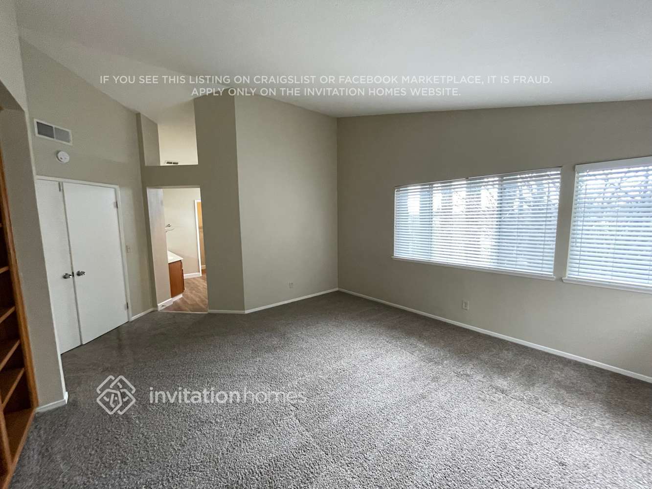 Building Photo - 4625 Arabian Way