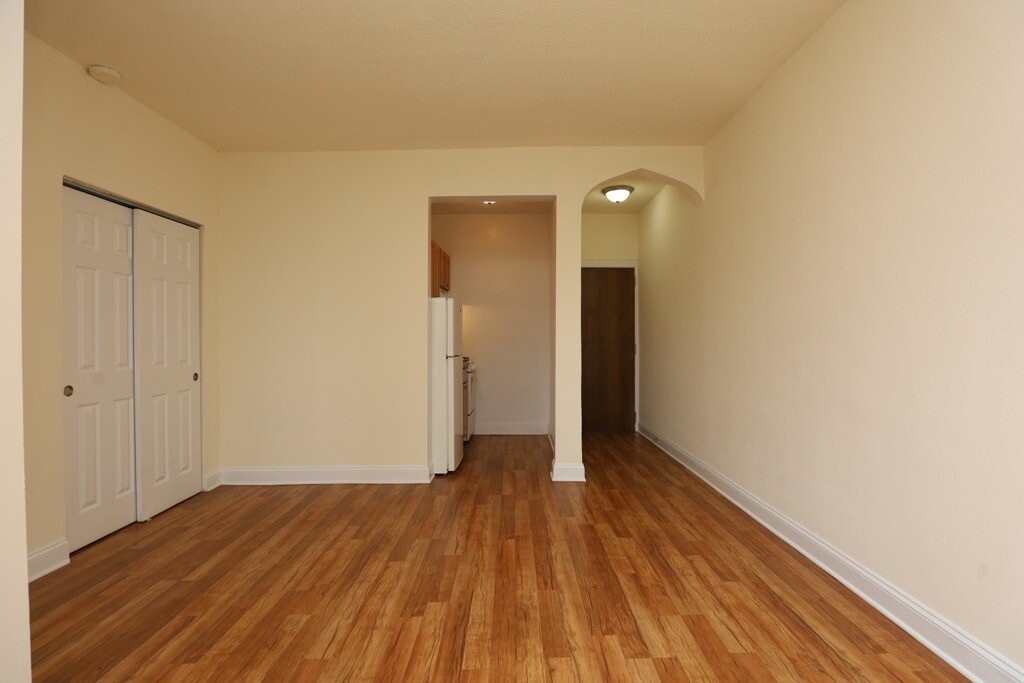 Building Photo - 1742 N Humboldt Blvd