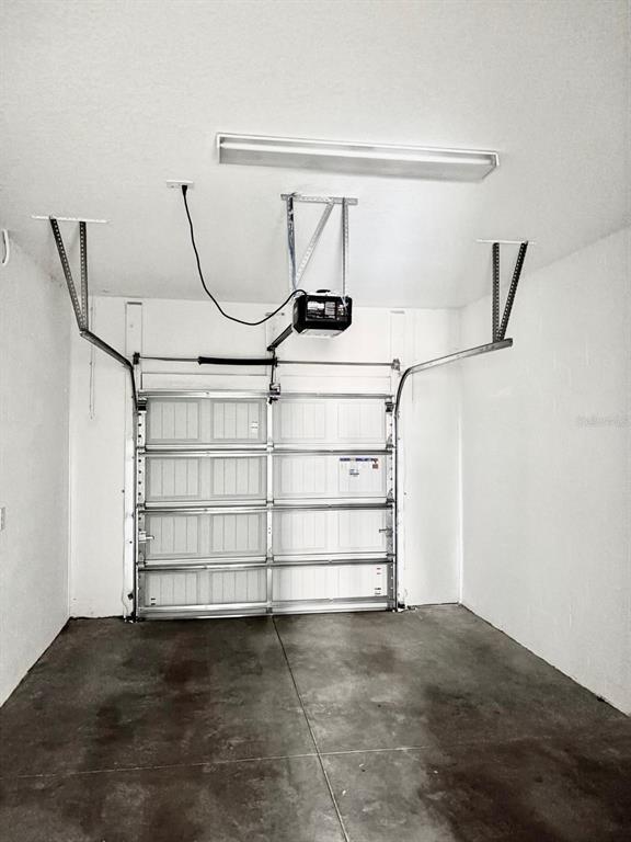 Building Photo - 10321 Trumpet Honeysuckle Wy