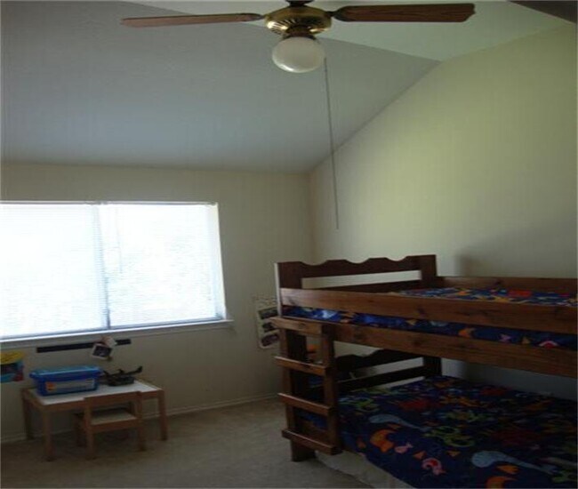 Building Photo - 22818 Brafferton Ln