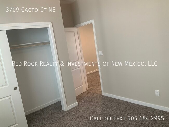 Building Photo - 3709 Cacto Ct
