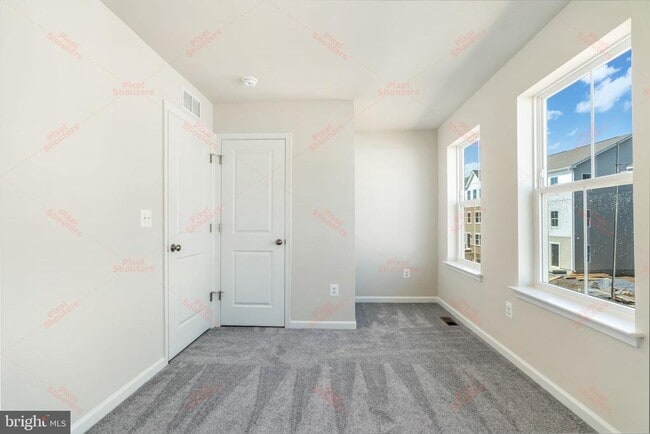 Building Photo - 44 Brookfield Mews