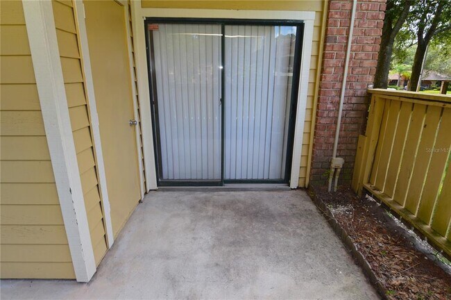Building Photo - 8742 Mallard Reserve Dr