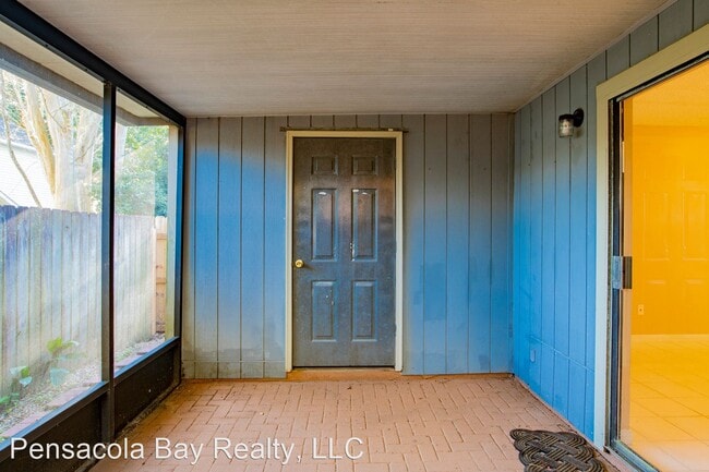Building Photo - 2 br, 2.5 bath House - 3506 Parkwood Ave