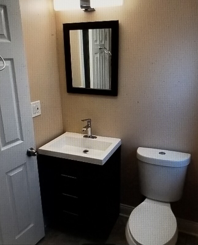 Building Photo - 9209 S Laflin St