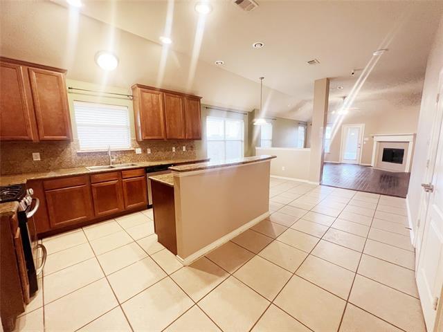 Building Photo - 2108 Jonathan Creek Dr