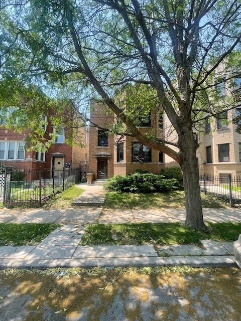 Primary Photo - 5444 N Kimball Ave