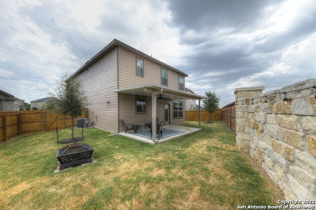 Building Photo - 3011 Comanche Crossing