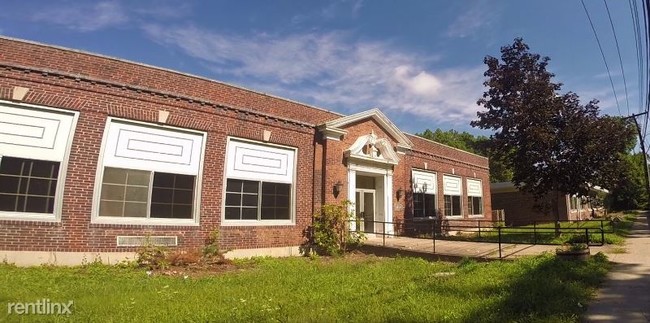 Primary Photo - 55 Lackawanna Dr