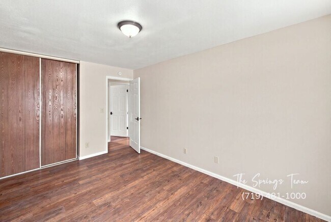 Building Photo - 3060 Maverick Dr