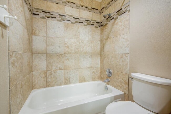 Building Photo - 4144 Greystone Way